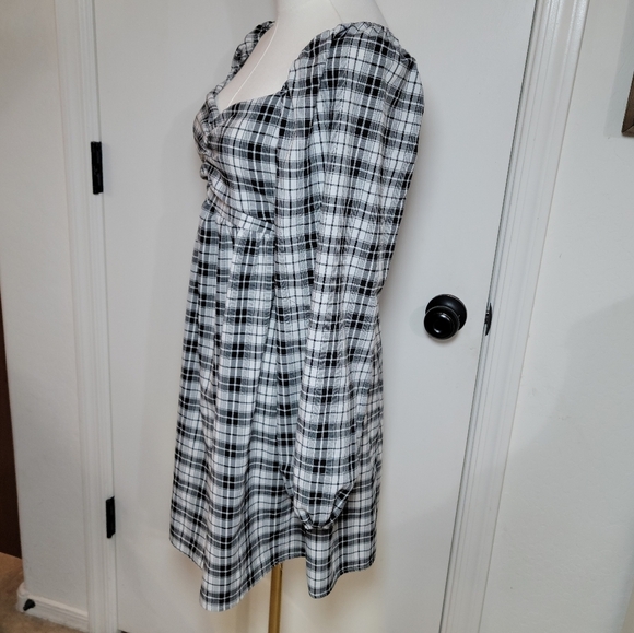 Promesa White & Black Buffalo Plaid Long Sleeve Mini Spring Dress Size Small - Picture 4 of 9